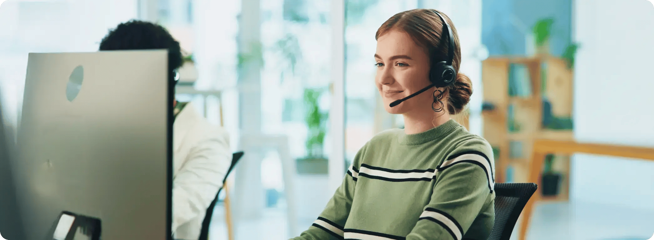 CallCenter2_img-fullwidth
